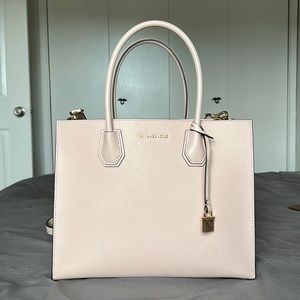 Michael Kors Light Pink Merced Large Leather Tote Bag purse